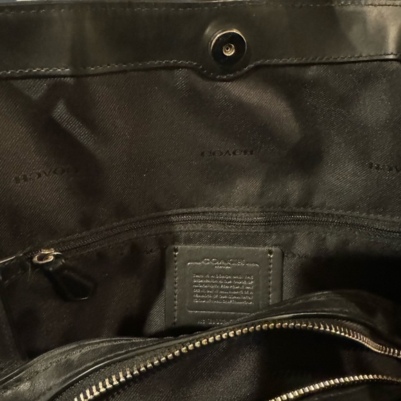 Coach purse - Picture 2 of 3